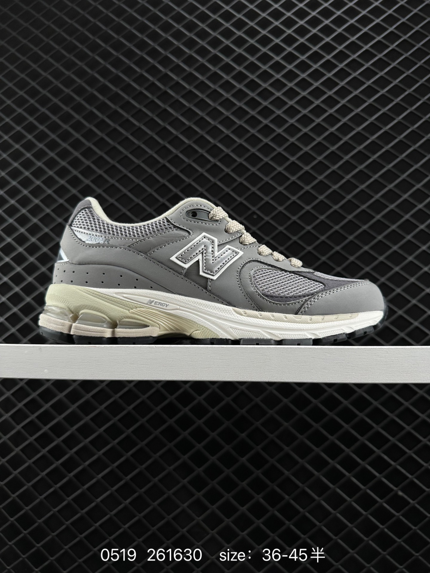 New Balance M2002 New Balance M2002